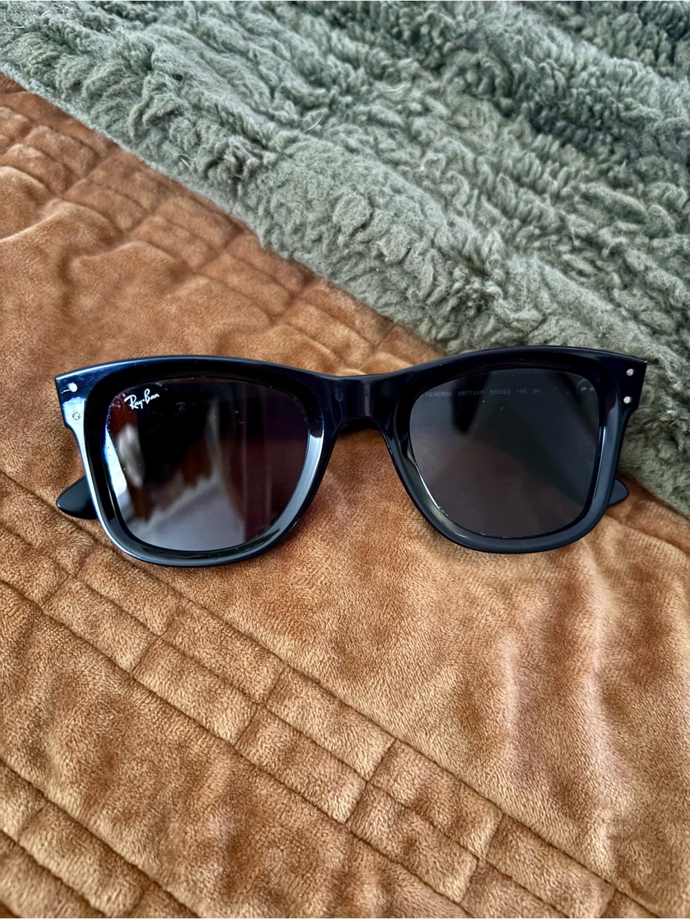 Ray-Ban Black Frame with Black/Green Lenses Wayfarer Reverse
